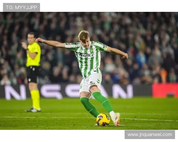 切尔西有意路易斯球员更想回维拉 切尔西有意路易斯球员更想回维拉